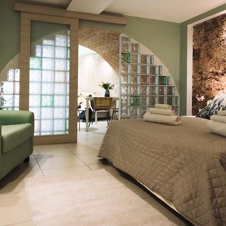 Appartamento Dante House - By Holiday In The Ct Catania Esterno foto