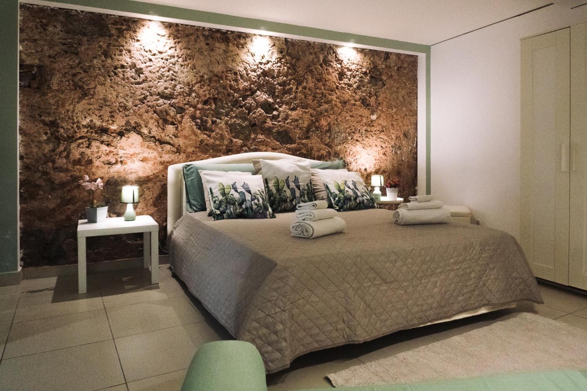 Appartamento Dante House - By Holiday In The Ct Catania Esterno foto
