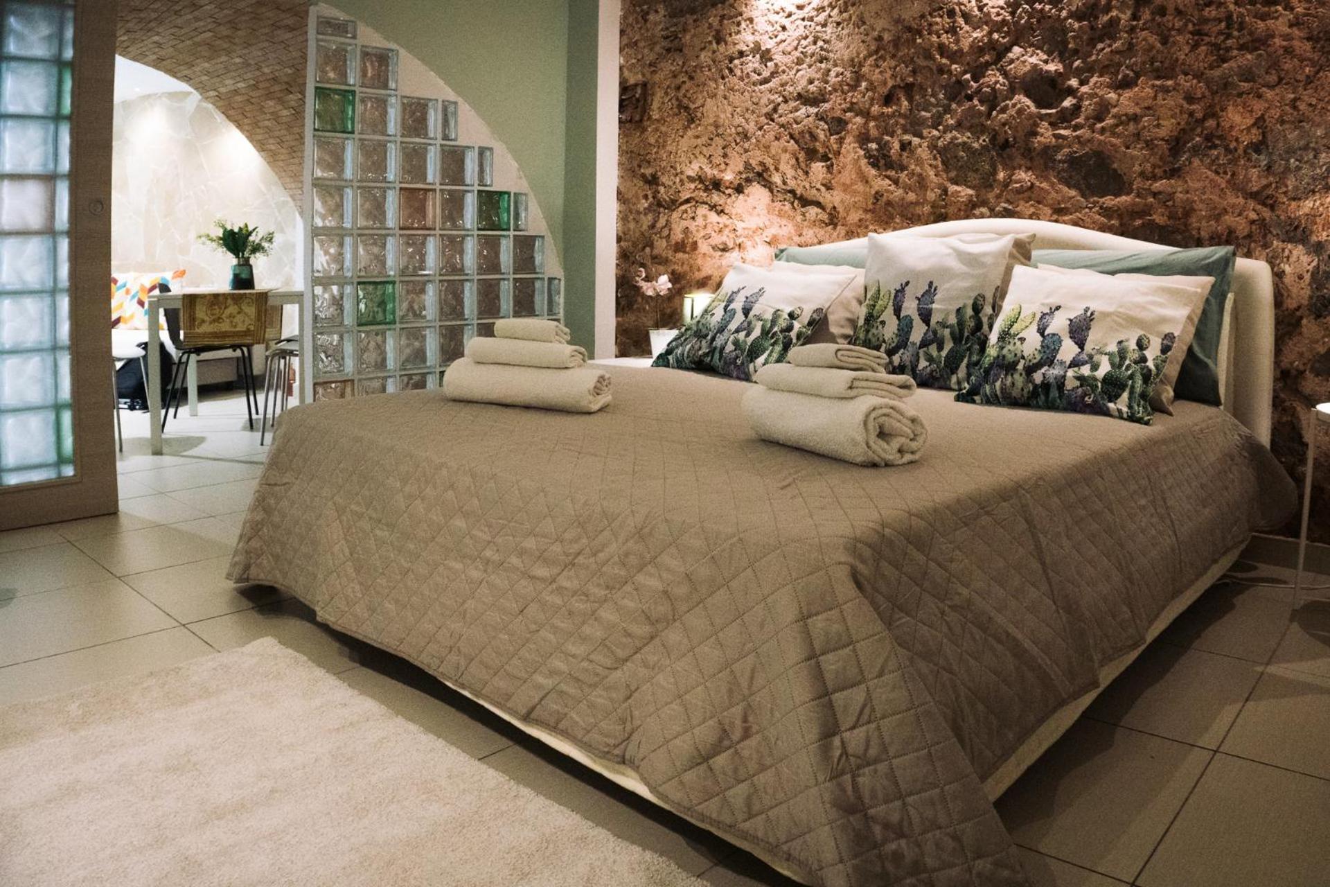 Appartamento Dante House - By Holiday In The Ct Catania Esterno foto