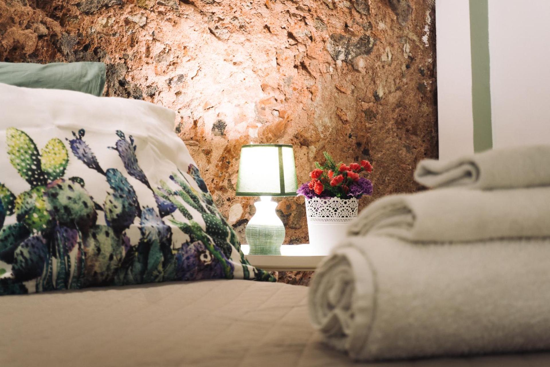 Appartamento Dante House - By Holiday In The Ct Catania Esterno foto