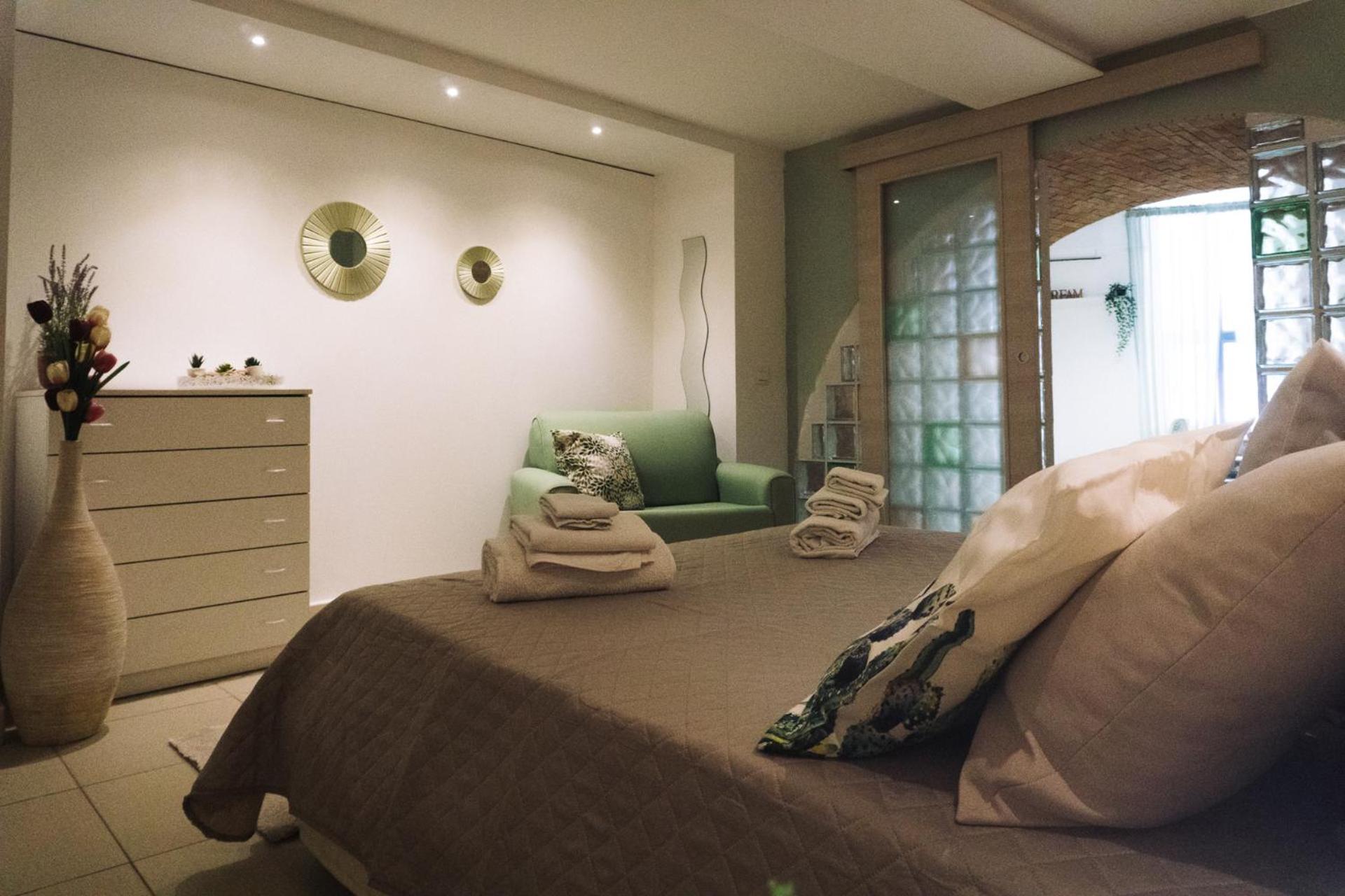 Appartamento Dante House - By Holiday In The Ct Catania Esterno foto