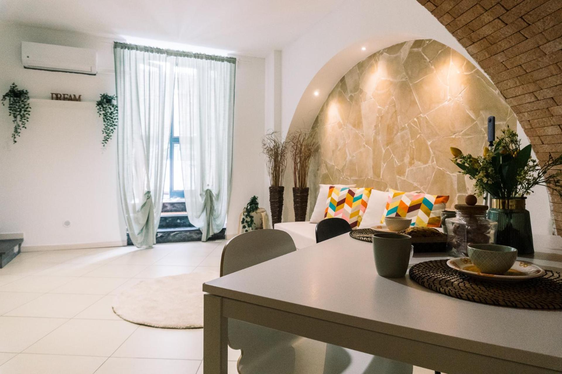 Appartamento Dante House - By Holiday In The Ct Catania Esterno foto